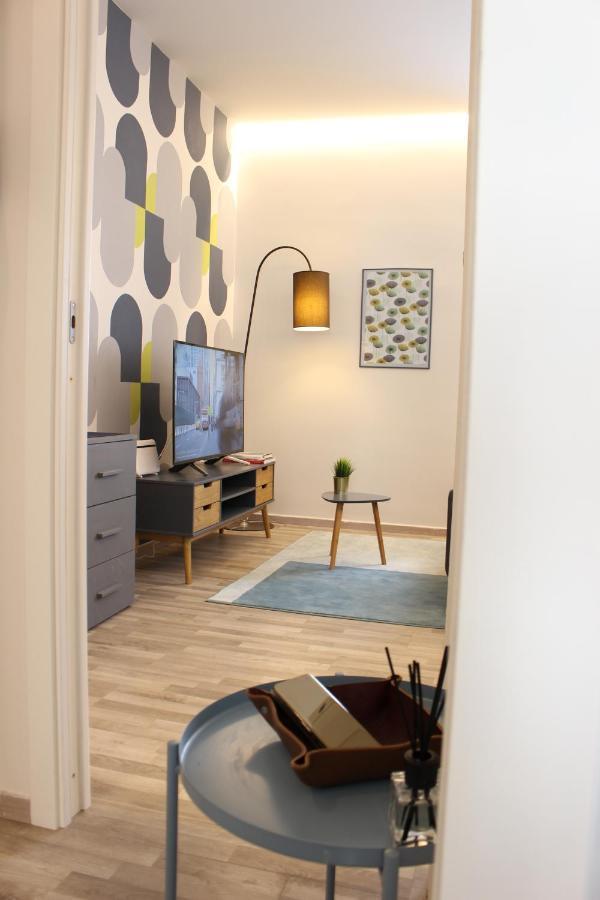 Wonderwall Apartment ลาสเปเซีย ภายนอก รูปภาพ