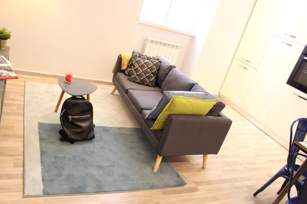 Wonderwall Apartment ลาสเปเซีย ภายนอก รูปภาพ