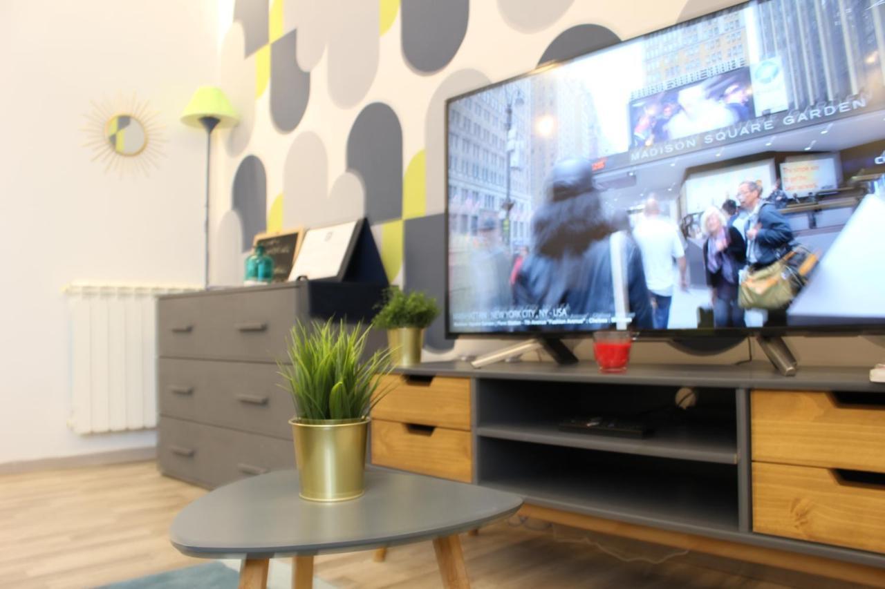 Wonderwall Apartment ลาสเปเซีย ภายนอก รูปภาพ